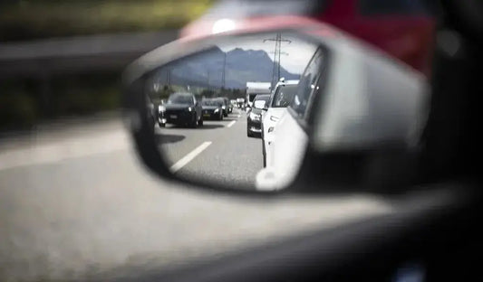 Waarschuwing voor automobilisten in Noord-Duitsland: buitenspiegel-dieven actief – voorkom schade met Fritzlock - FritzLock.nl